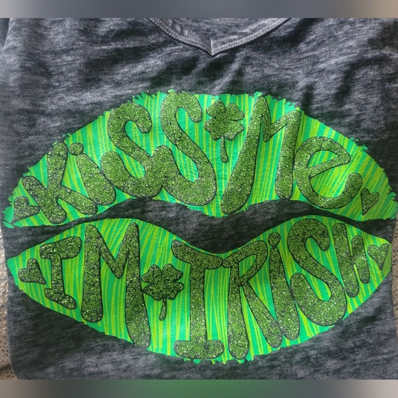 ROCKER GIRL Black Top with Green Glitter Graphic Kiss Me I'm IRISH Size XXL - Picture 1 of 6